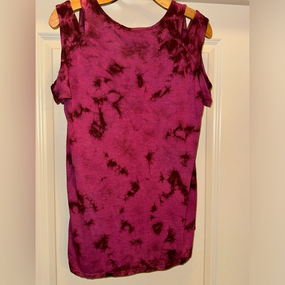 Rock & Republic Purple Burgundy Studded Cold Shoulder Shirt Top size M - Picture 4 of 10